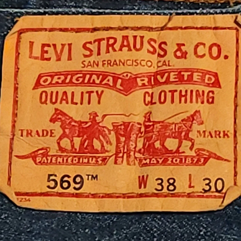 Levi's 569 Men's Jeans 38x30 Actual 37x29 Loose Straight Blue 100% Cotton